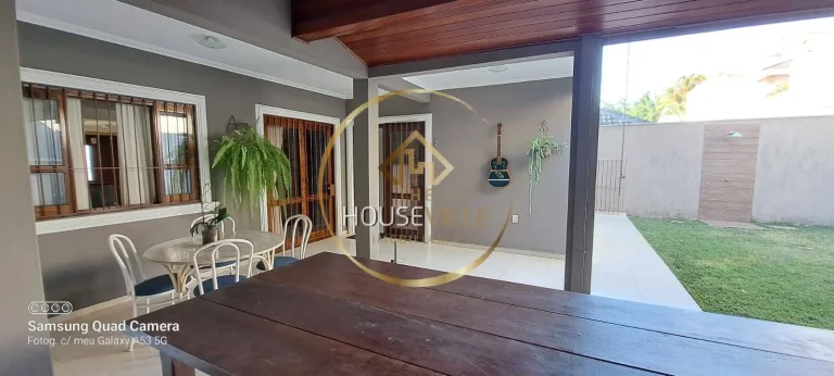 Imagem Casa Sobrado 4 Dormitórios (3 suítes), 3 Vagas, Condomínio Portal da Serra.