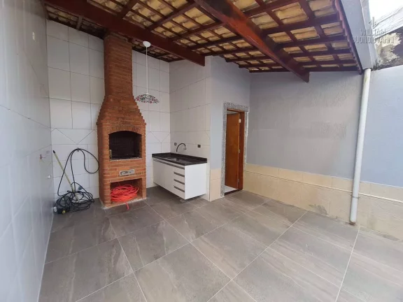 Imagem MARAVILHOSA CASA 3 QUARTOS, 350 METROS DO MAR - Apenas R$ 540.000,00