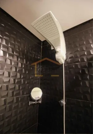 Imagem Apartamento de 78m², reformado, possui 2 dormitórios, sendo 1 com armário embutido, banheiro ampl...