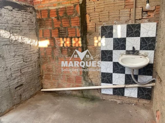 Imagem 2 casas mais 1 salão comercial