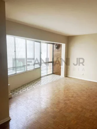 Imagem Imperdível oportunidade de apartamento à venda no Jardim Paulista, São Paulo-SP: 3 quartos, 1 suíte, 3 salas, 3 banheiros, 1 vaga de garagem, 170m².