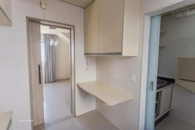 Imagem Apartamento amplo e bem distribuído, localizado no bairro Ana Lúcia, ideal para quem busca confort...