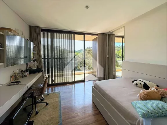 Imagem Casa de Condomínio em Vila de São Fernando - Cotia