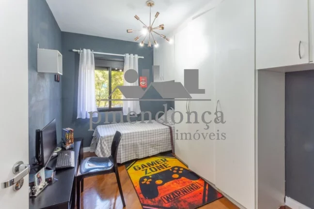 Imagem Apartamento à Venda em Perdizes com 04 quartos ( 1 sui­te ) e 2 vagas, 110m².