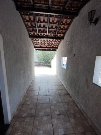 Imagem Sobrado com 3 dormitórios para alugar, 200 m² por R$ 3.150/mês - Parque Marajoara - Santo André/SP