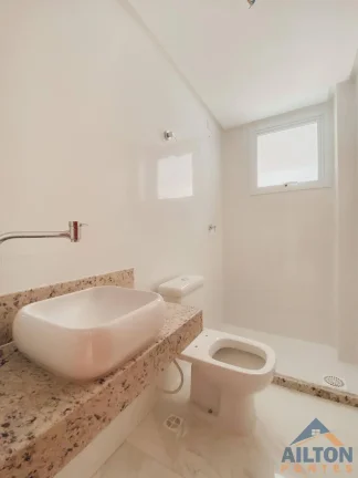 Imagem Apartamento com 2 Quartos à Venda no Centro de Guarapari/ES