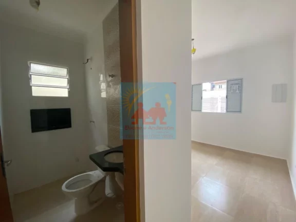 Imagem Casa com Piscina na Praia do Vera Cruz em Mongaguá, com churrasqueira!