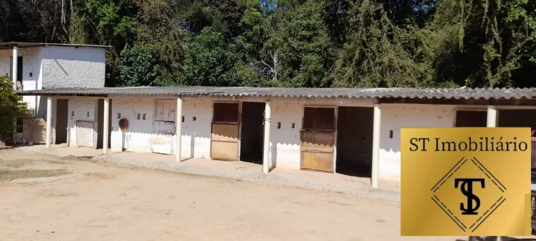 Imagem Chácara com 17.000 m² Terreno com Ótima Topografia! Fácil Acesso!