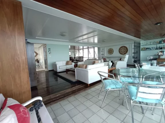 Imagem Apartamento de 270m² à venda, com 4 quartos (1 suíte), localizado em Piedade, Jaboatão dos Guararapes - Pernambuco.