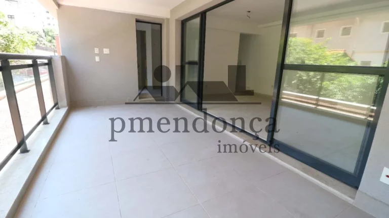 Imagem Apartamento garden no coração de Perdizes com 163m².