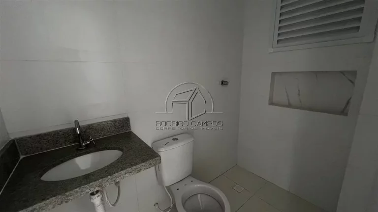 Imagem Maravilhoso Apartamento 2 Quartos na Guilhermina, Praia Grande