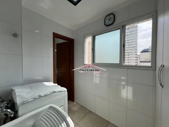 Imagem Apartamento com 3 dormitórios à venda, 120 m² por R$ 1.180.000 - Canto do Forte - Praia Grande/SP