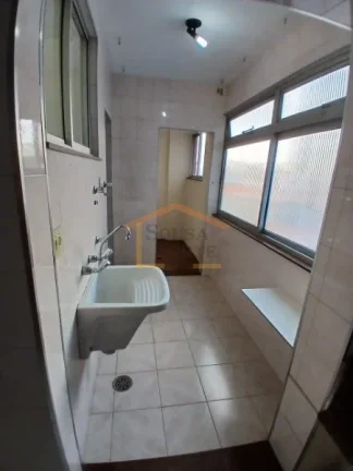 Imagem Apartamento com 85 m², 2 dormitórios, área de serviço e 2 banheiros, sendo 1 de serviço. Cômod...