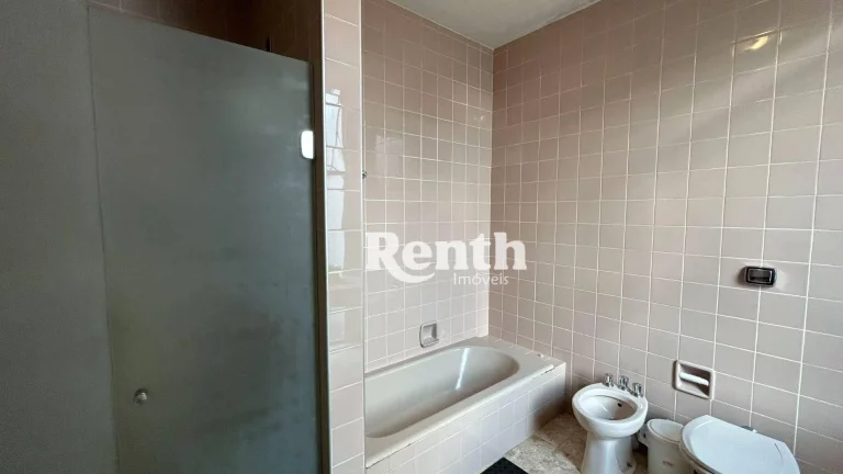 Imagem Sobrado com 5 dormitórios à venda, 423 m² por R$ 1.800.000,00 - Centro - Rio Claro/SP