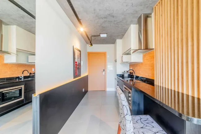 Imagem Studio à venda em Porto Alegre, Petrópolis, com 1 quarto, 28,41m2
