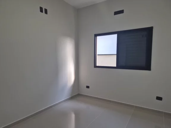 Imagem Casa térrea à venda com 4 quartos, sendo 2 suítes, no condomínio Alto da Floresta, Bom Jesus dos Perdões - SP