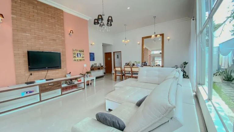 Imagem CASA À VENDA E COMPRA , CONDOMÍNIO ARAUCÁRIA, CAXAMBU, JUNDIAÍ