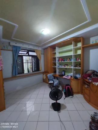 Imagem Casa à venda no bairro Atalaia | 4 quartos, 2 suítes | 310m² | Rua Pública - Consulte Agora!