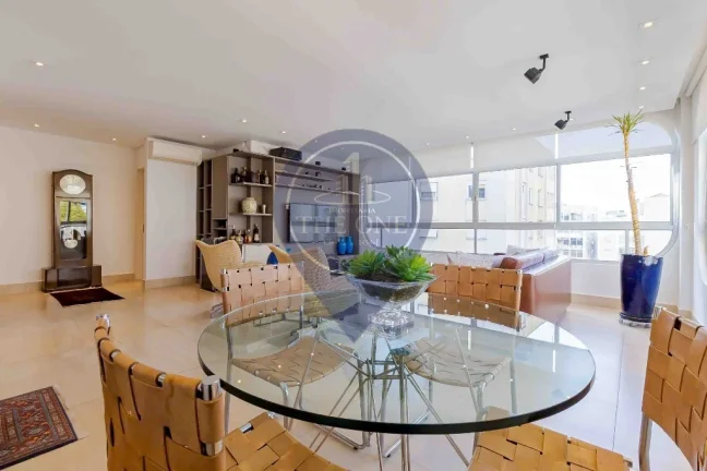 Imagem Apartamento à venda no Itaim Bibi, São Paulo-SP: 2 quartos, 2 suítes, 4 banheiros, 1 vaga, 150m² de área.
