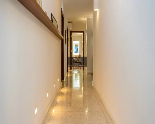 Imagem APARTAMENTO REFORMADO 411,00 M 4 SUÍTES SALA 4 AMBIENTES LAVABO TERRAÇO COZINHA REPLETA ARMÁRIOS NATUREZA EXUBERANTE 3 VAGAS SEGURANÇA LAZER TOTAL
