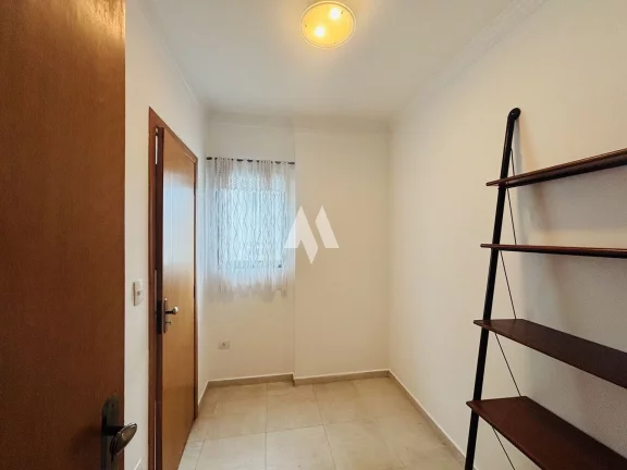 Imagem Apartamento à venda 3dormitórios,2 suítes e 2 vagas demarcadas - Pompéia / Santos