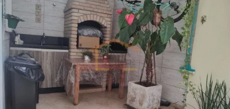 Imagem Sobrado lindo e totalmente reformado por dentro, com acabamento moderno e cheio de armários planeja...