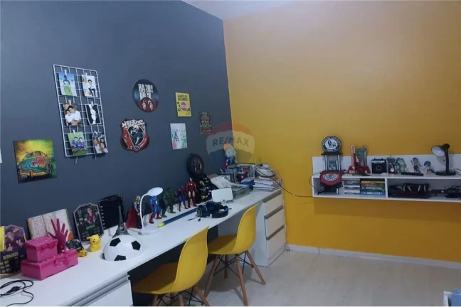 Imagem Casa duplex com cinco dormitórios em condominio fechado.