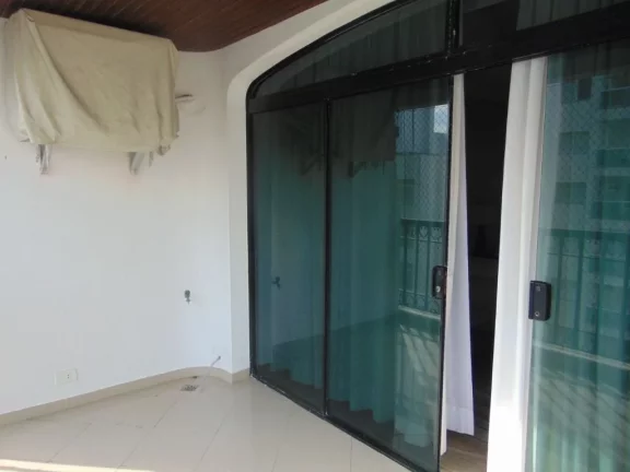 Imagem Apartamento com 3 dormitórios à venda, 140 m² - Pitangueiras - Guarujá/SP