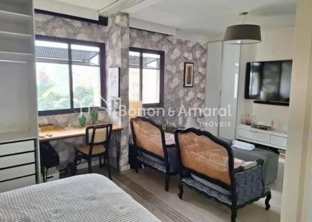 Imagem Com 80m² de área útil, o imóvel conta com dois dormitórios, sendo uma suíte, uma sala espaços...