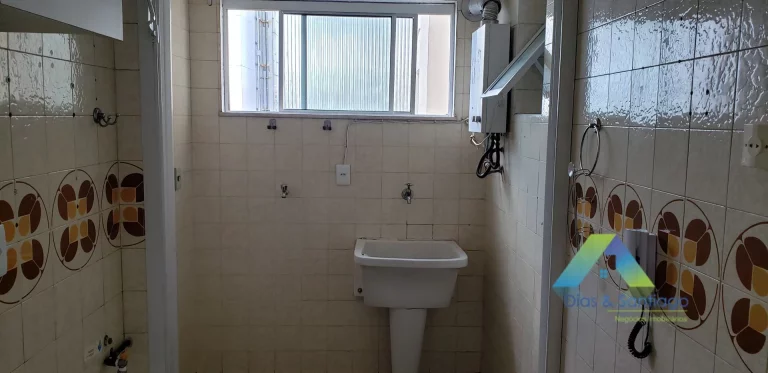 Imagem Apartamento recem reformado e mobiliado com 56m² em localização privilegiada a 240mts da Estação de Metrô Hospital São Paulo/Unifesp.