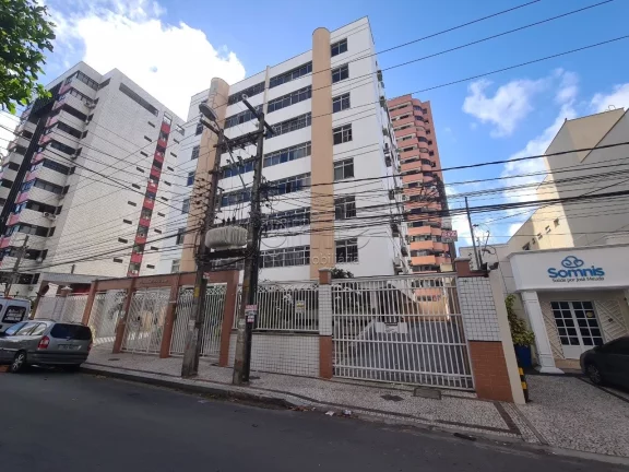 Venha descobrir o luxo e o conforto neste apartamento no Meireles! Com generosos 216 metros quadrado...