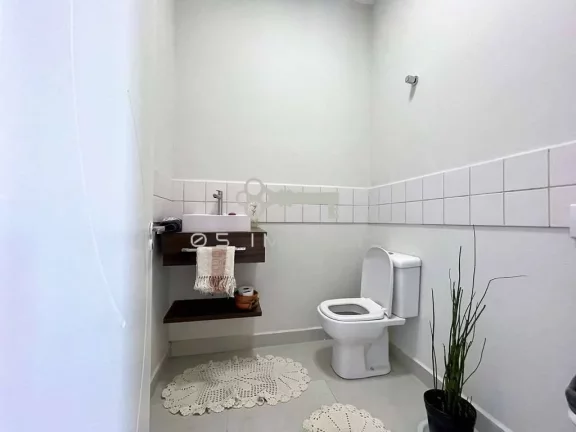 Imagem Casa nova e TÉRREA com 4 suítes ... Piscina - Condomínio Bothanica - Itú