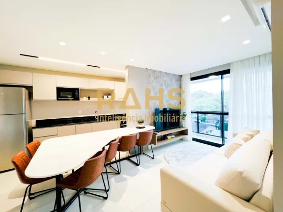 Lindo Apartamento no Bairro Atiradores Decorado e Equipado com 81,43 m². 2 suítes, lavabo, sacada ...