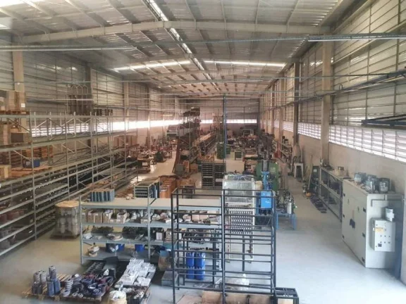 Imagem Galpão para Alugar com 2489m², 2 salas e 5 vagas!!!
