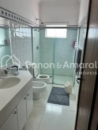 Imagem Casa à venda no Alphaville.
Metragem 790m2 de área construída e 1330m2 de terreno.
Casa muito bem...