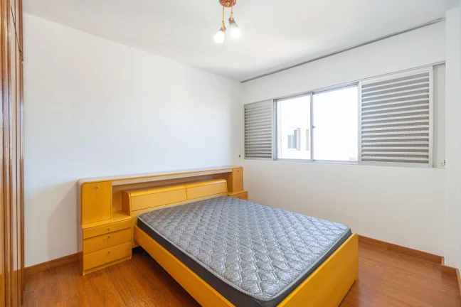 Imagem Apartamento de 4 quartos no bairro Água Verde