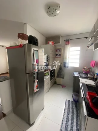 Imagem Casa Térrea à venda com 02 vagas e área de lazer - Cotia/SP