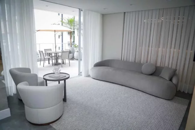 Imagem Apartamento sem mobilia com 2 dormitórios sendo 1 suítes e 1 vagas de garagem em Itajaí