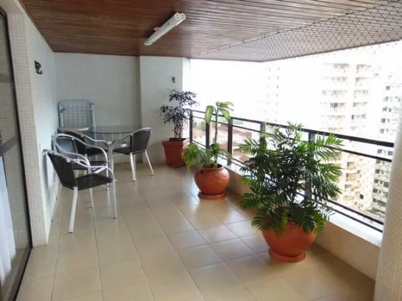 Imagem Pitangueiras,1 Por Andar,Altíssimo Padrão,*Piscina e Churrasqueira Privativa Ampla Varanda*,Elevador Privativo,2 Garagens, Lazer!