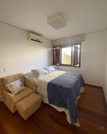 Imagem Essa casa incrível, tem uma identidade única, extremamente elegante, com muita luz e ventilação ...