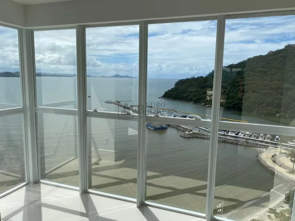 Imagem Excelente apartamento frente mar em Balneário Camboriú.