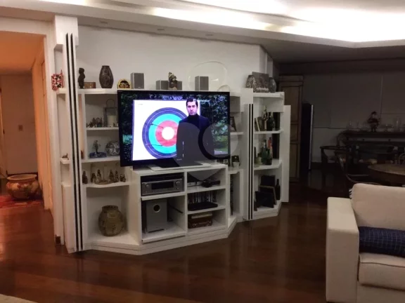 Imagem Apartamento à venda com 4 quartos, sendo 2 suítes, no condomínio Quinta de Bragança, São Paulo - SP