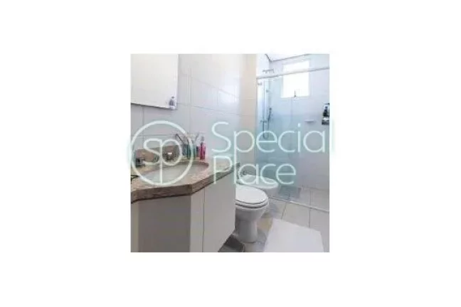 Imagem Amplo apartamento à venda com 3 quartos, sendo 3 suítes, e 4 banheiros no total. Este apartamento ...