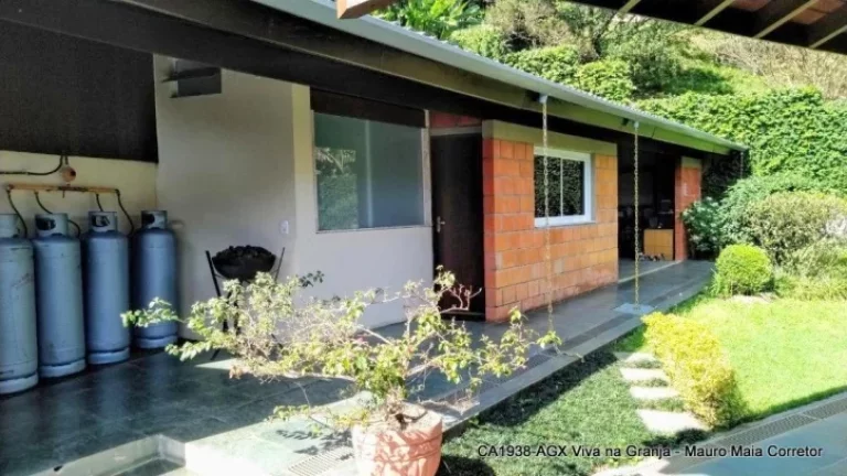 Imagem Casas em condomínio à venda na Rua das Laranjeiras em Carapicuíba