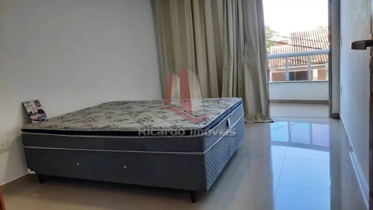 Imagem Lindo Triplex Semi Mobiliado Peró