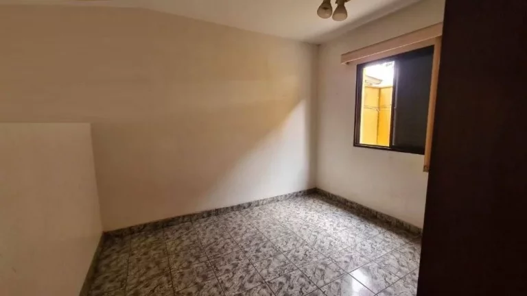 Imagem Apartamento em ótima localização, contendo quintal, sala dois ambientes, 2 quartos , cozinha, ár...