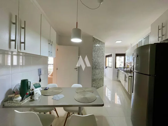Imagem Apartamento com 3 Quartos à venda, 130m² - Ponta da Praia