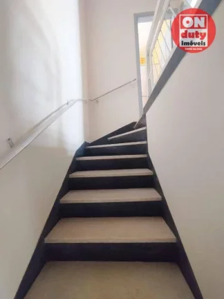 Imagem Sobrado com 2 quartos por R$ 1.500.000 no Embaré em Santos
