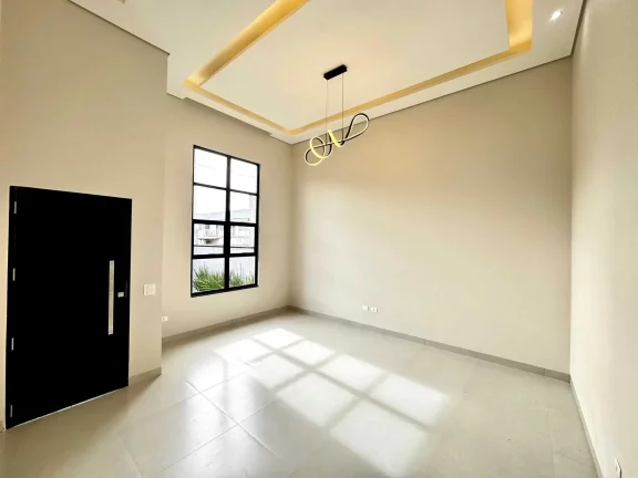 Imagem Casa semi mobiliada com 3 dormitórios sendo 1 suíte e 4 vagas de garagem em São José dos Pinhais