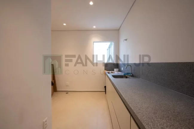Imagem Imóvel de luxo na Vila Nova Conceição: casa de alto padrão com 3 quartos, 3 suítes e 3 vagas de garagem